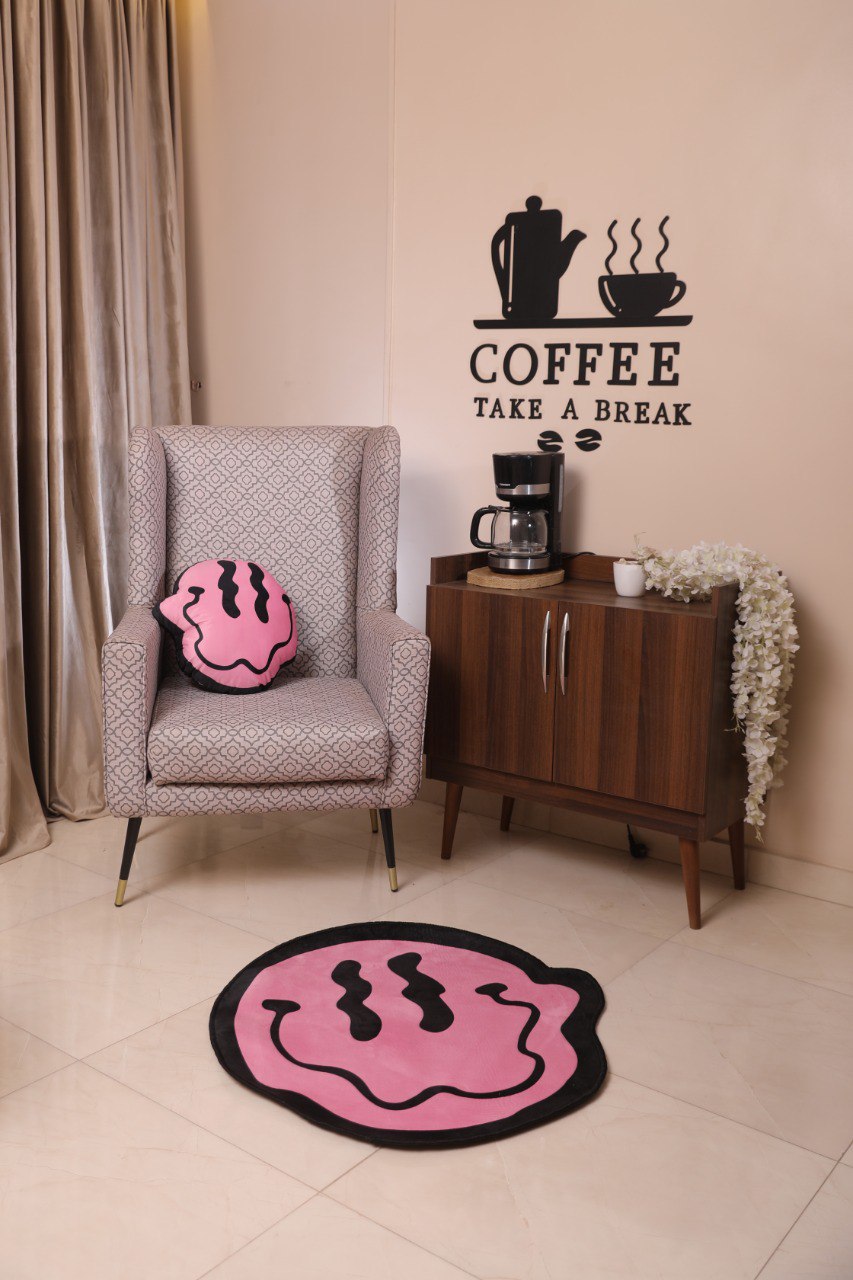 باندل VIP — Pink Smiley